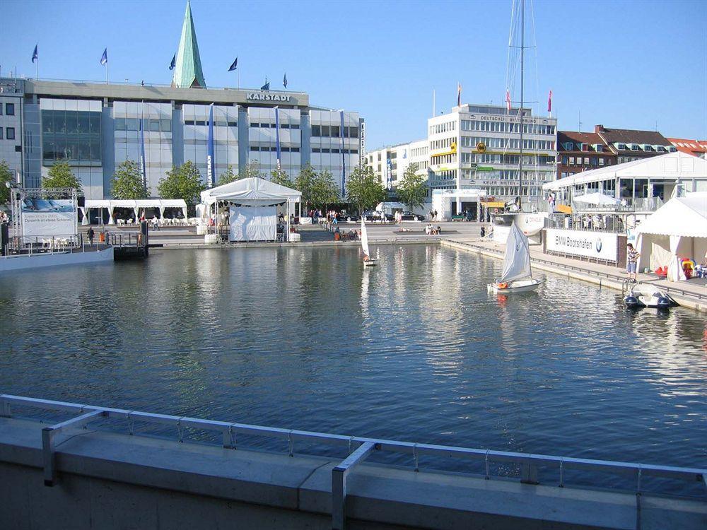 Hotel Am Schwedenkai Kiel Exterior photo